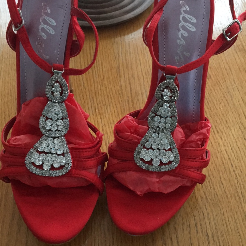 Evening high heels